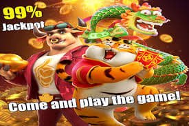 V99V App တွင် Wave Money KBZPay AYA Pay ဖြင့် MMK ငွေသွင်းငွေထုတ် ပြုလုပ်နေသောမြင်ကွင်း